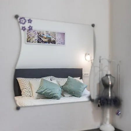 Sa Terasom 250m Od Plaze,parking,wi Fi,rostilj