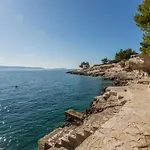Sa Terasom 250m Od Plaze,parking,wi Fi,rostilj *