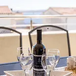 Sa Terasom 250m Od Plaze,parking,wi Fi,rostilj Trogir